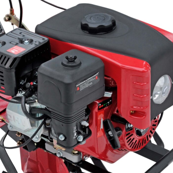 Культиватор BRADO GM-850SL (8 л.с., без ВОМ, пон.передача, 3+1, ФАРА + КАПОТ, без колёс) 