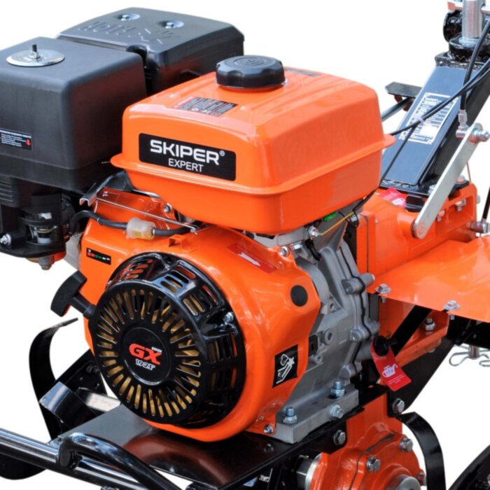 Мотоблок SKIPER SP-1400SE Expert (14 лс, с ВОМ 20*18, поворот.ступицы, 3+1, 2 год.гарант, без колёс)