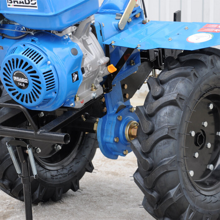 Культиватор бензиновый BRADO BD-1400 (с колесами 5.00-12) 